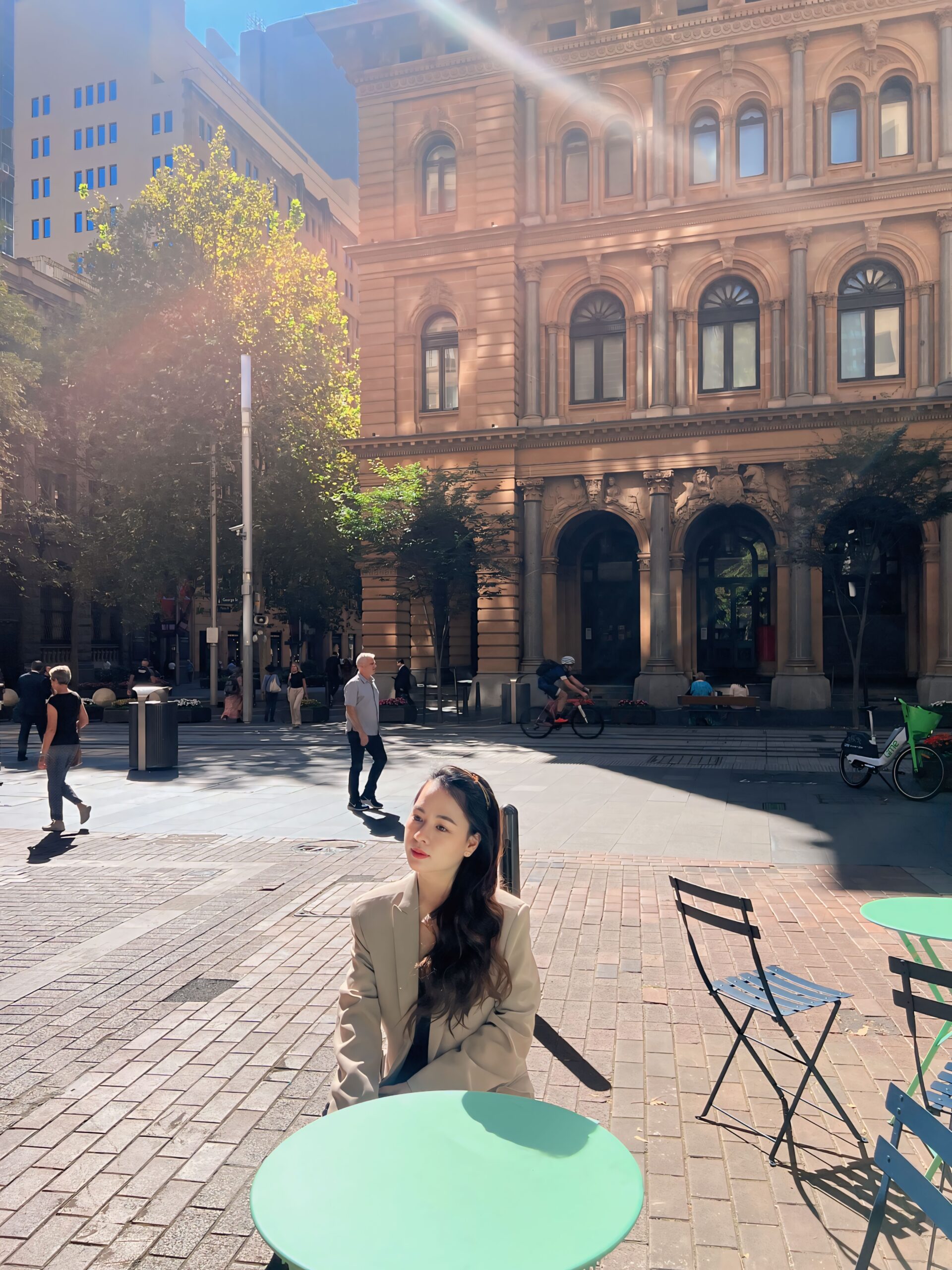 Cafe sáng ở Goerge Street, Sydney